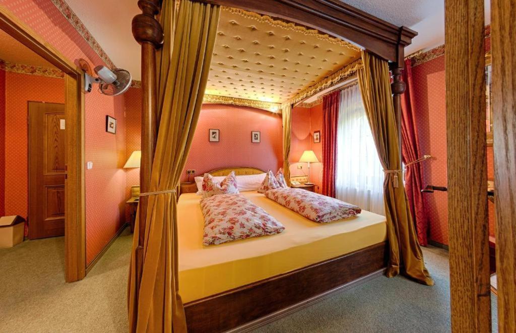 Waldschloesschen Bed and Breakfast Mittenwalde Kamer foto