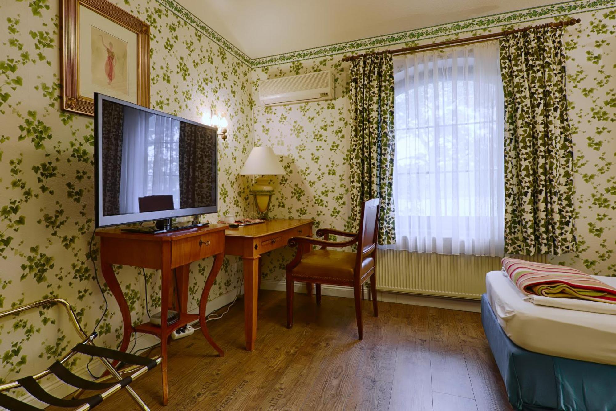 Waldschloesschen Bed and Breakfast Mittenwalde Kamer foto