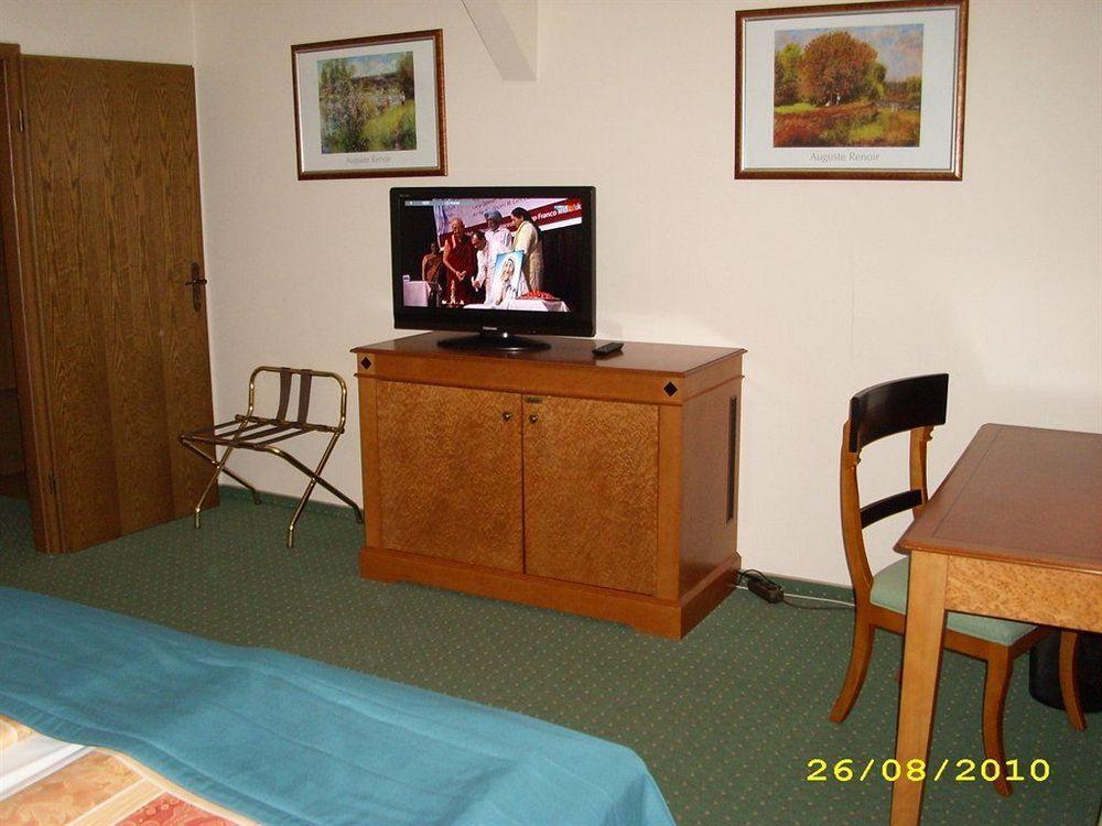 Waldschloesschen Bed and Breakfast Mittenwalde Buitenkant foto