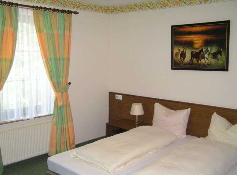 Waldschloesschen Bed and Breakfast Mittenwalde Buitenkant foto
